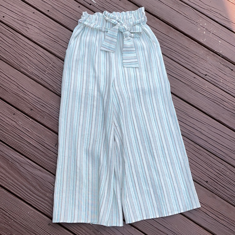 Linen Capris